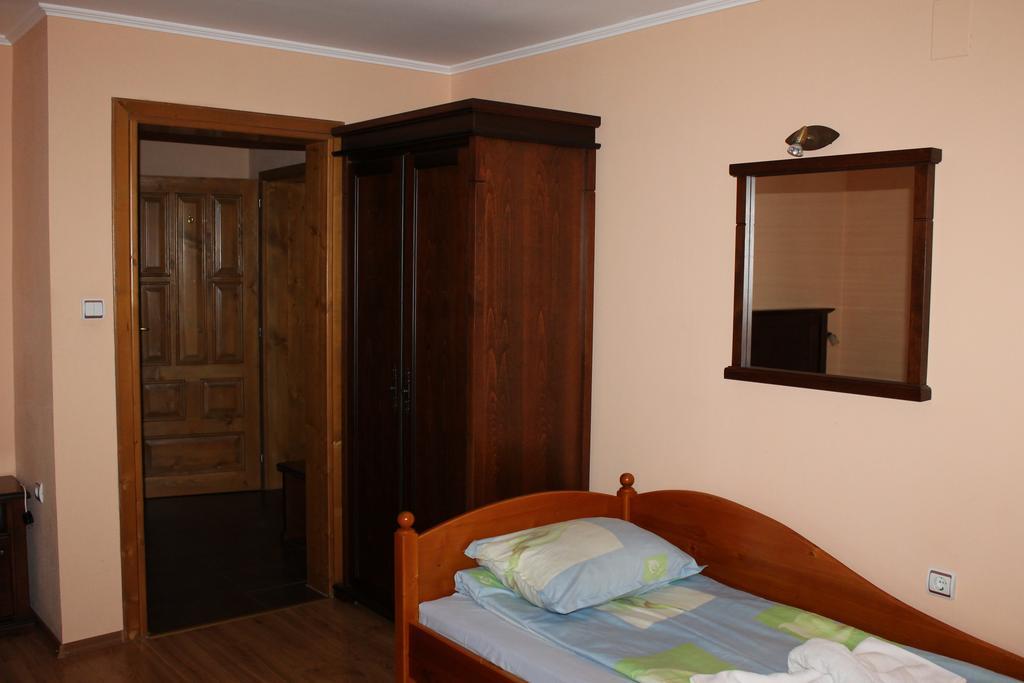 Guest House Maria Kopriwschtiza Exterior foto